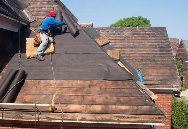 How Much Does Roof Replacement Cost in Nashville?